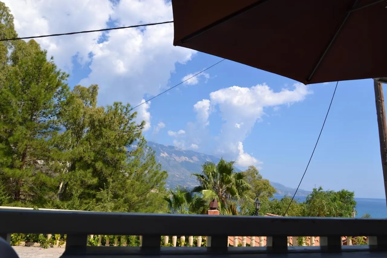 Mihaila Seaside: 2 Bedroom Bungalows Kefalonia Spartia  Spartia (Kefalonia)