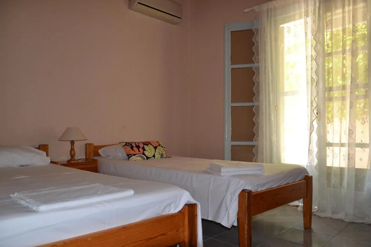 Mihaila Seaside: 2 Bedroom Bungalows Kefalonia Spartia  0*, Spartia (Kefalonia)